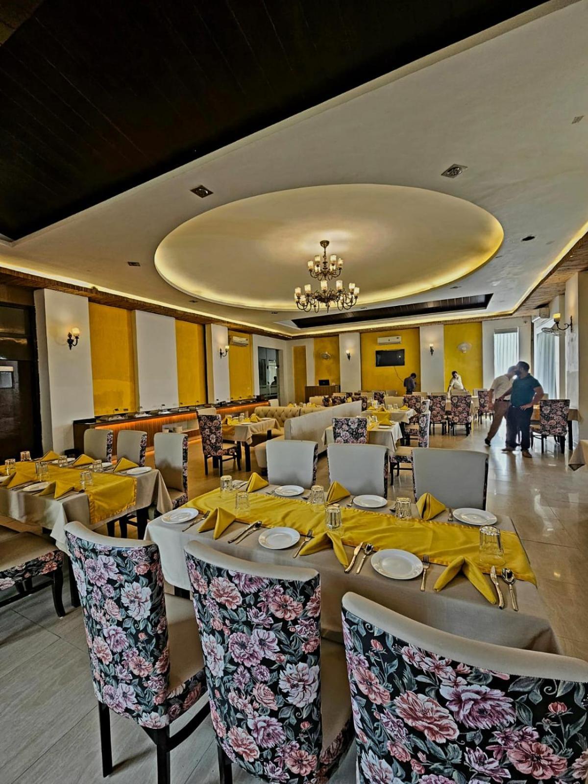Hotel Corbett Tusker Trail Kashipur Exterior foto